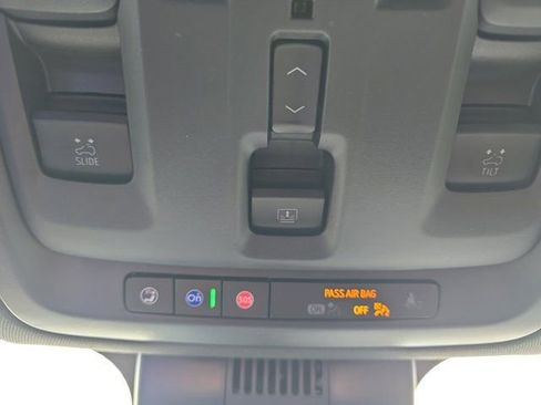 Used 2023 Chevrolet Tahoe High Country image 43