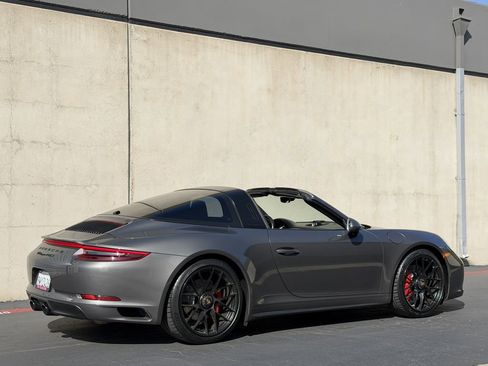 Used 2019 Porsche 911 Targa 4S AWD/4WD image 25