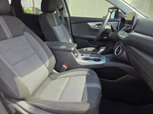 Used 2024 Chevrolet Blazer LT w/ Convenience Package FWD image 10