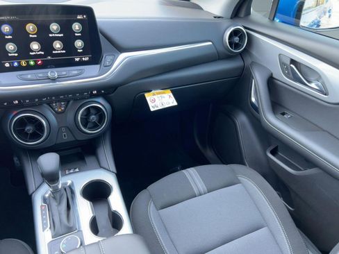 Certified 2024 Chevrolet Blazer LT w/ Convenience Package image 29