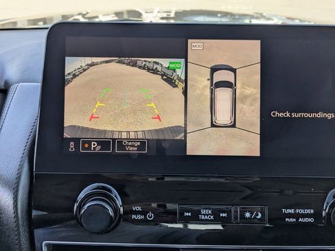 Used 2023 Nissan Armada SL w/ Captain's Chairs Package image 20