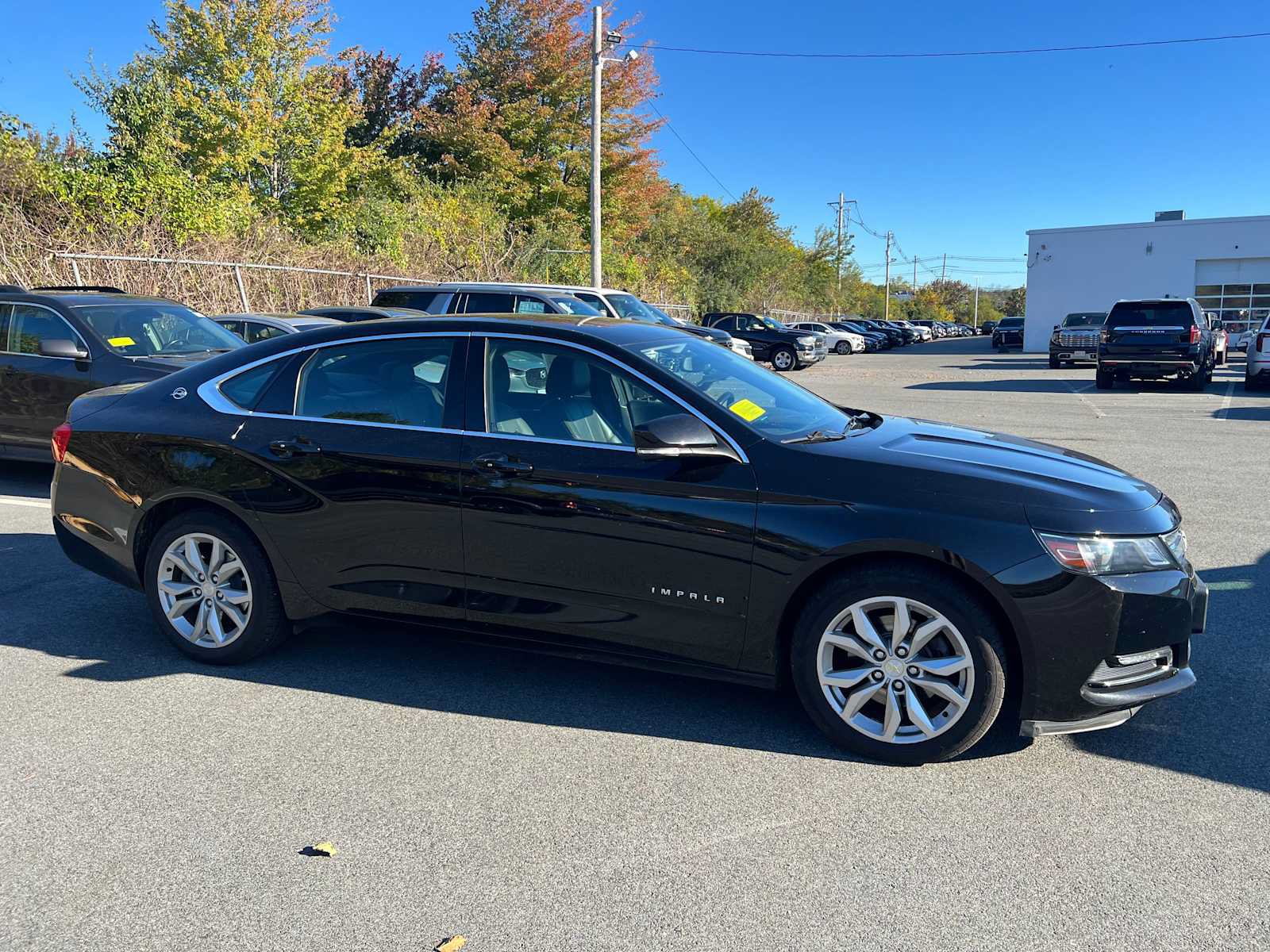 Used 2019 Chevrolet Impala LT w/ LT Leather Package FWD image 9