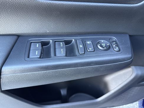 Used 2024 Honda CR-V EX image 16