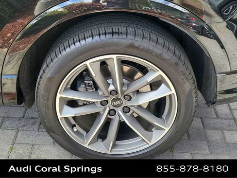 Certified 2025 Audi Q3 2.0T Premium w/ Convenience Package image 8