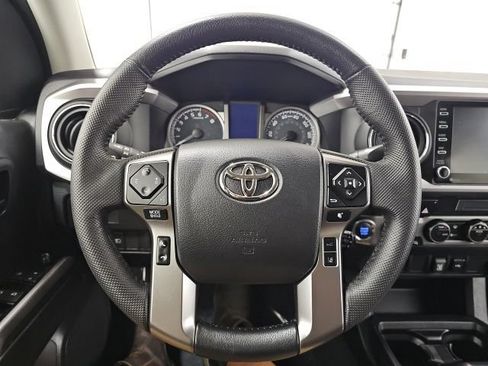 Certified 2023 Toyota Tacoma SR5 AWD/4WD image 19