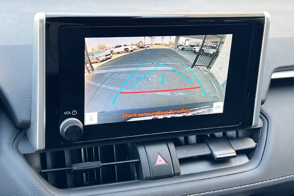 Certified 2025 Toyota RAV4 XLE AWD/4WD image 22