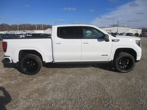 New 2026 GMC Sierra 1500 AT4 image 3