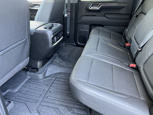 Used 2024 GMC Sierra 1500 Elevation w/ Elevation Premium Package AWD/4WD image 15