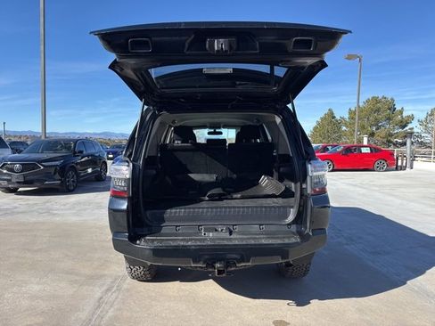 Used 2017 Toyota 4Runner SR5 image 27