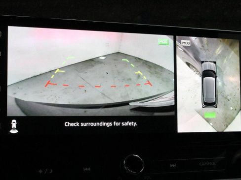 New 2025 Mitsubishi Outlander SE image 13