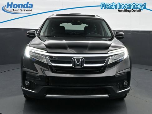 Used 2021 Honda Pilot Touring image 3