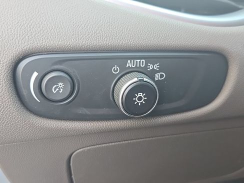 Certified 2024 Chevrolet Malibu LT FWD image 13