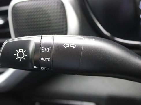 Used 2025 Kia Soul LX FWD image 29