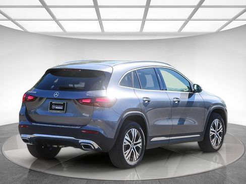 New 2026 Mercedes-Benz GLA 250 4MATIC image 4