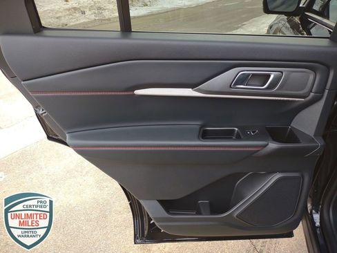 New 2026 Ford Explorer ST-Line image 30