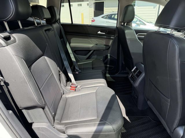 Used 2023 Volkswagen Atlas SE w/ Panoramic Sunroof Package AWD/4WD image 12