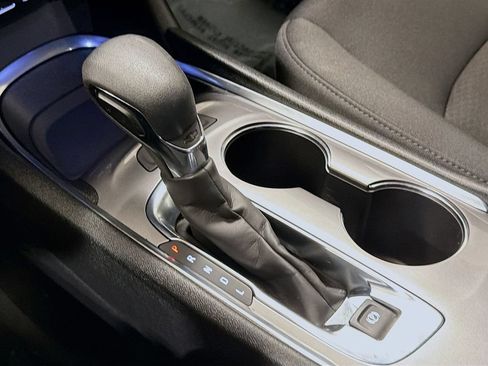 Used 2024 Chevrolet Malibu LT FWD image 18