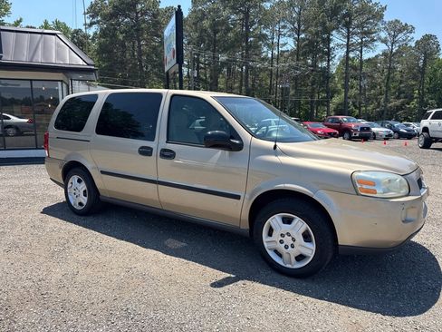 Used 2006 Chevrolet Uplander LS w/ Climate Package FWD image 11