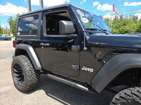 Used 2019 Jeep Wrangler Sport w/ Quick Order Package 23S AWD/4WD image 28