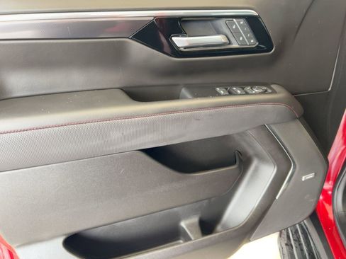 Used 2025 Chevrolet Tahoe RST w/ Comfort Package image 13