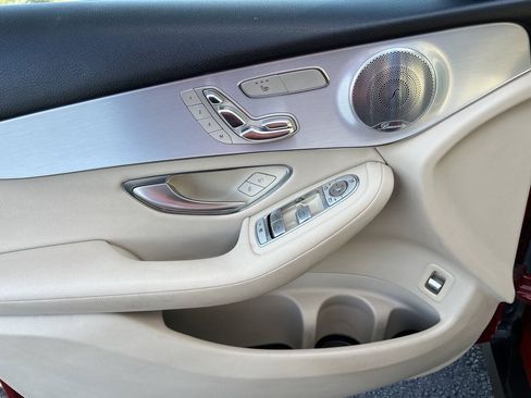 Used 2017 Mercedes-Benz GLC 300 w/ Premium 2 Package image 16