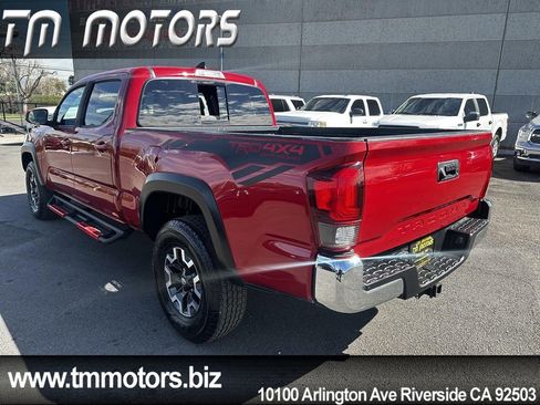 Used 2019 Toyota Tacoma TRD Off-Road image 4
