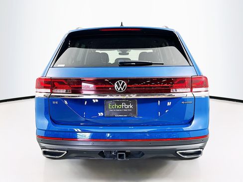 Used 2025 Volkswagen Atlas SE AWD/4WD image 7