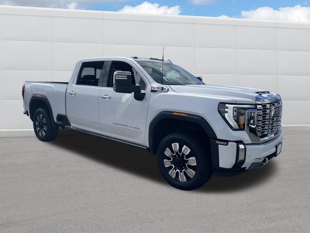 Used 2024 GMC Sierra 2500 Denali w/ Denali Reserve Package AWD/4WD image 9