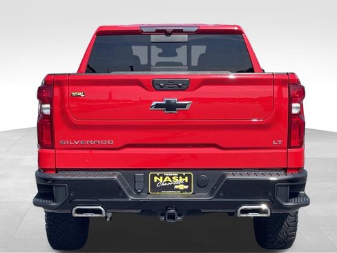 Used 2022 Chevrolet Silverado 1500 LT Trail Boss w/ LT Trail Boss Premium Package image 4