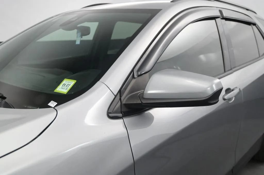 Used 2023 Chevrolet Equinox RS AWD/4WD image 11