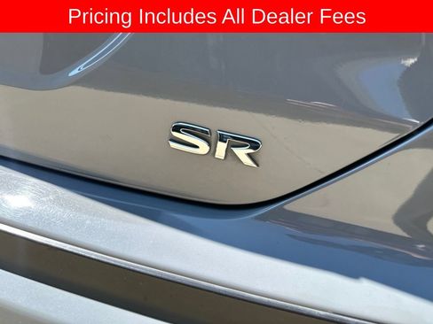Used 2022 Nissan Kicks SR w/ Premium Package FWD image 8