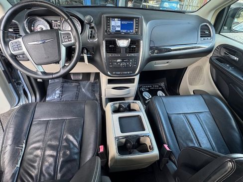 Used 2012 Chrysler Town & Country Touring w/ Entertainment Group #1 image 10