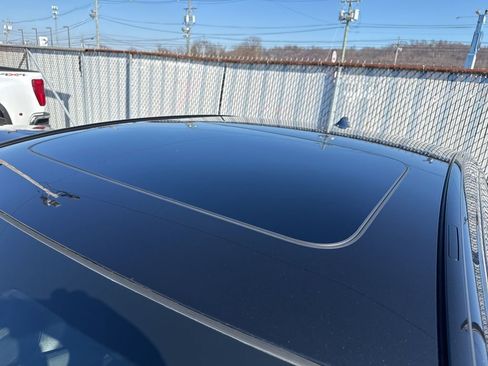 Used 2015 BMW 740Li image 3