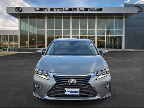 Used 2018 Lexus ES 350 w/ Navigation System Package image 8