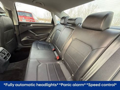 Used 2016 Volkswagen Passat 1.8T SE image 7