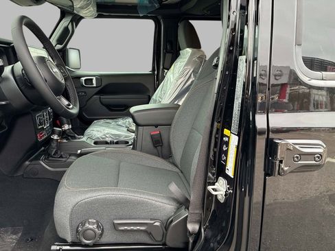 New 2026 Jeep Wrangler Unlimited Sport AWD/4WD image 9