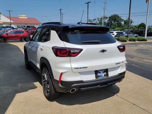 New 2025 Chevrolet TrailBlazer RS w/ Convenience Package image 8