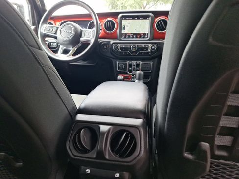 Used 2021 Jeep Wrangler Unlimited Rubicon AWD/4WD image 33