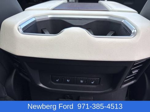 Used 2023 Toyota Tundra Capstone AWD/4WD image 32