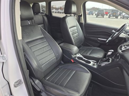 Used 2014 Ford Escape Titanium image 28