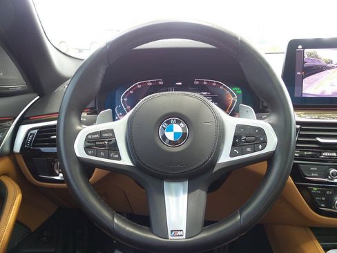 Used 2023 BMW 540i w/ M Sport Package RWD image 39