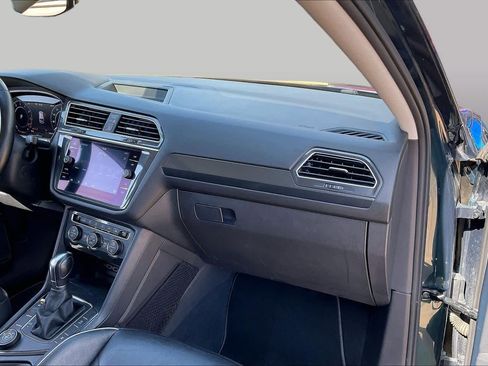 Used 2019 Volkswagen Tiguan SEL Premium AWD/4WD image 18