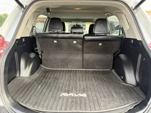 Used 2013 Toyota RAV4 Limited AWD/4WD image 10