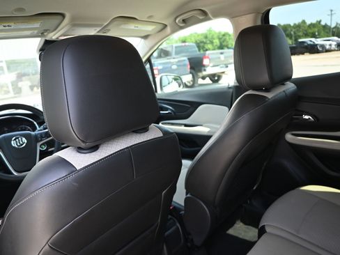 Used 2018 Buick Encore Preferred FWD image 23