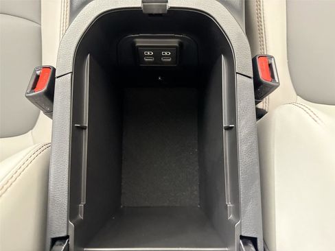 Certified 2025 Toyota RAV4 XLE Premium image 34