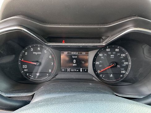 Used 2022 Chevrolet TrailBlazer LT AWD/4WD image 27