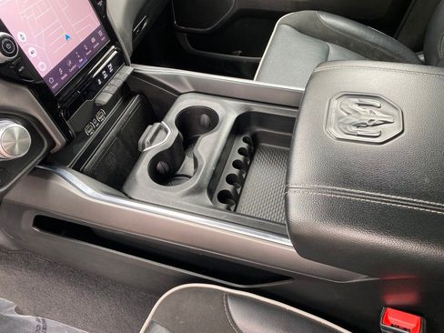 Used 2025 RAM 1500 Laramie image 31