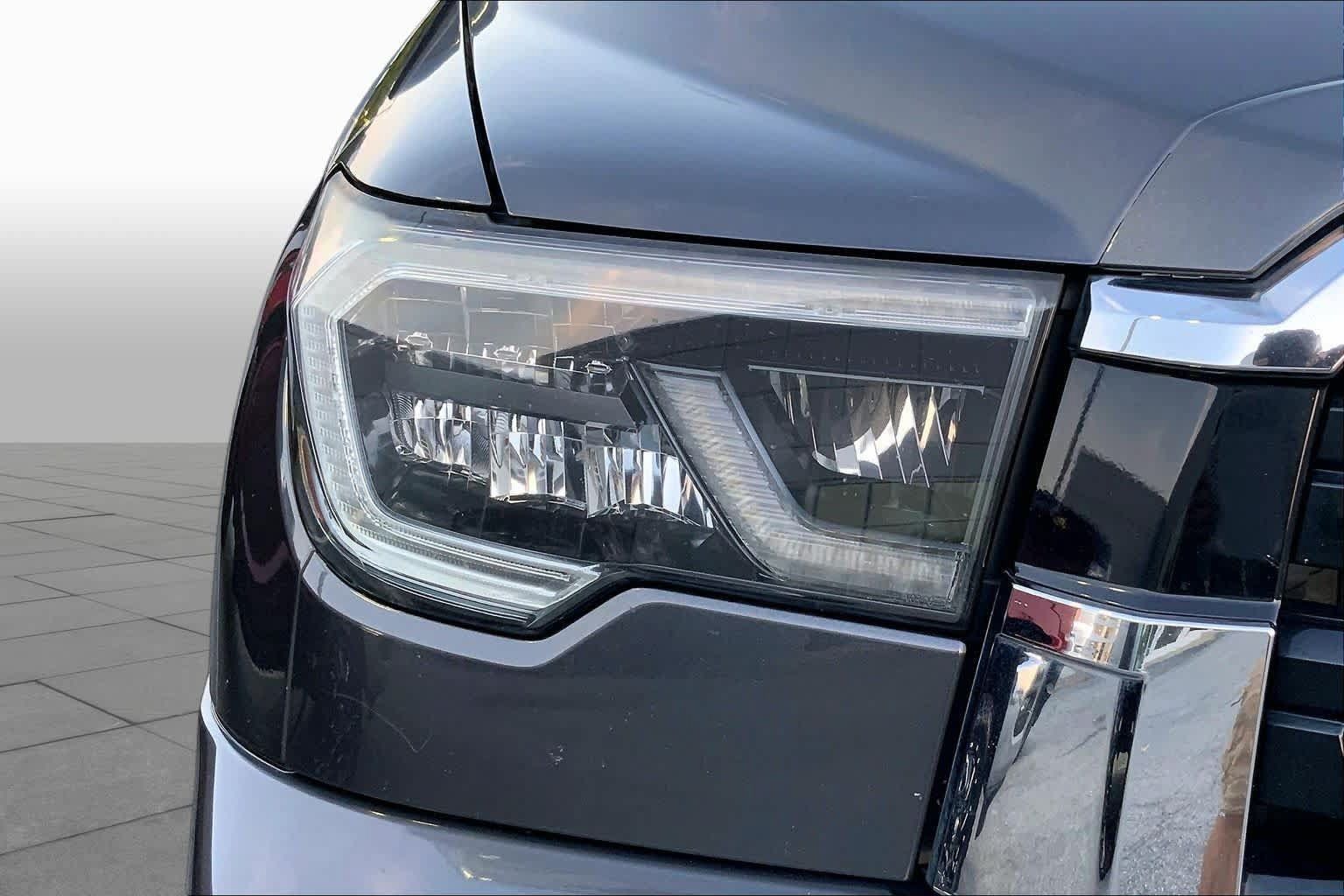 Used 2019 Toyota Sequoia TRD Sport w/ TRD Sport Premium Package AWD/4WD image 24