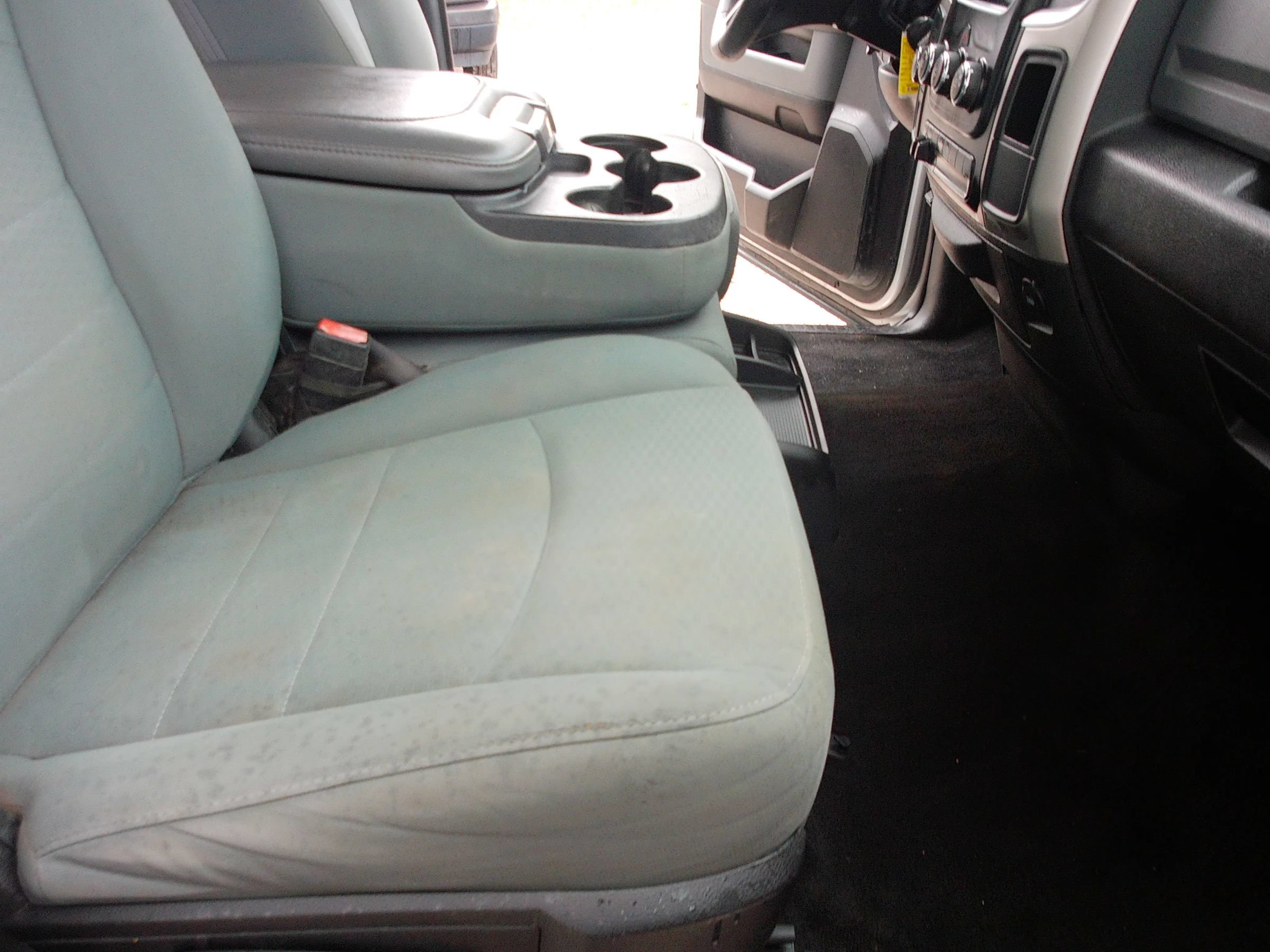 Used 2017 RAM 2500 SLT AWD/4WD image 33