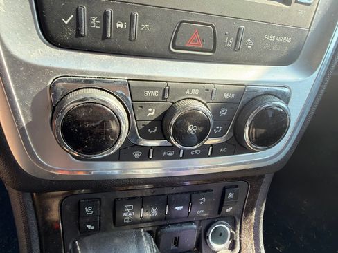 Used 2017 GMC Acadia Limited SLT FWD image 26